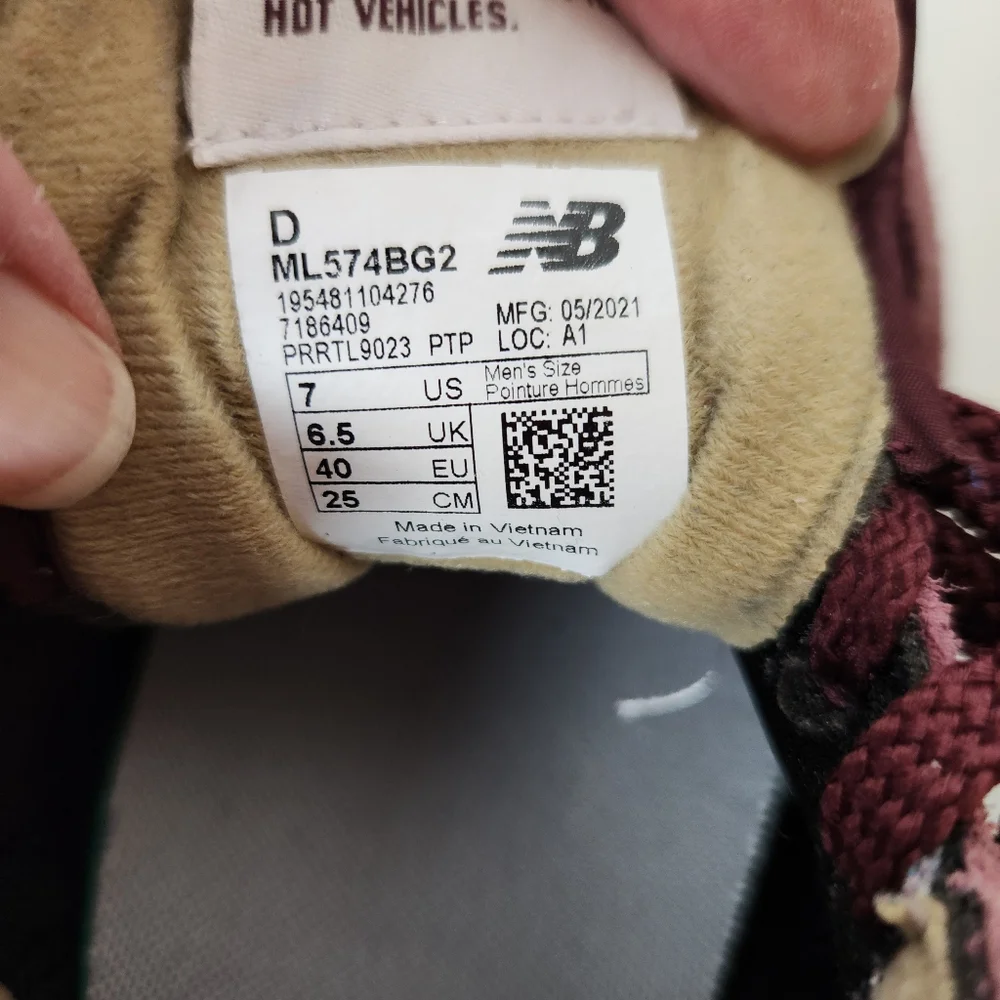 New Balance 574 Core Burgundy/Gray/White Suede Mesh Upper Lace Up Sneakers